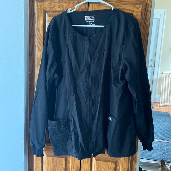 Cherokee Jackets & Blazers - Cherokee Scrub Jacket XL Black